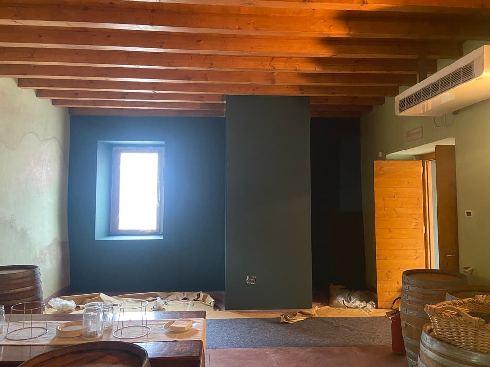 Imbiancature Recanati Samuele - Verniciatura infissi, porte e soffitti in legno